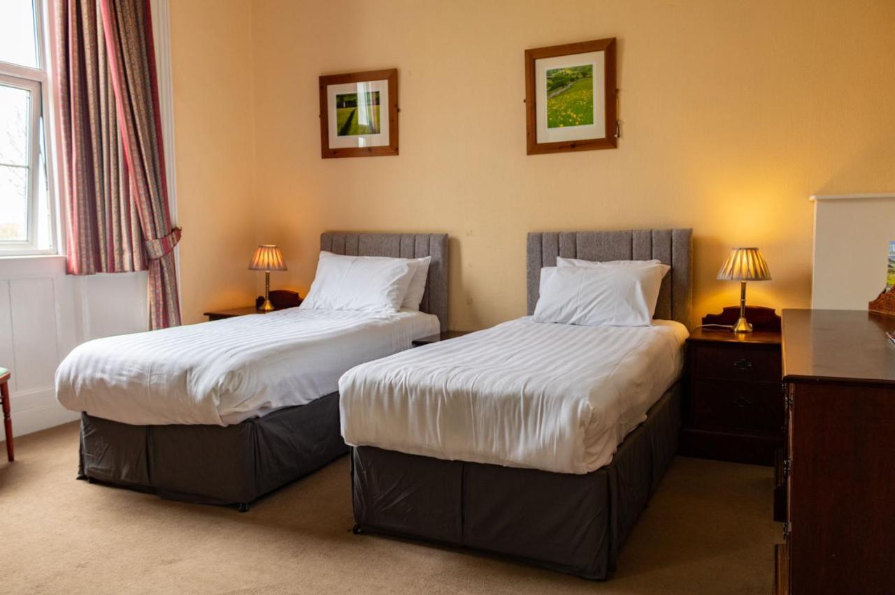 The Buck Hotel Reeth Bagian luar foto
