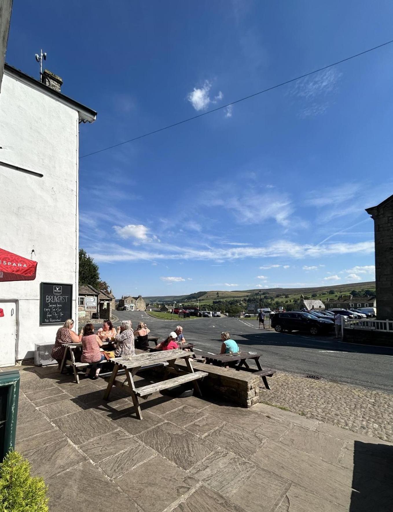 The Buck Hotel Reeth Bagian luar foto