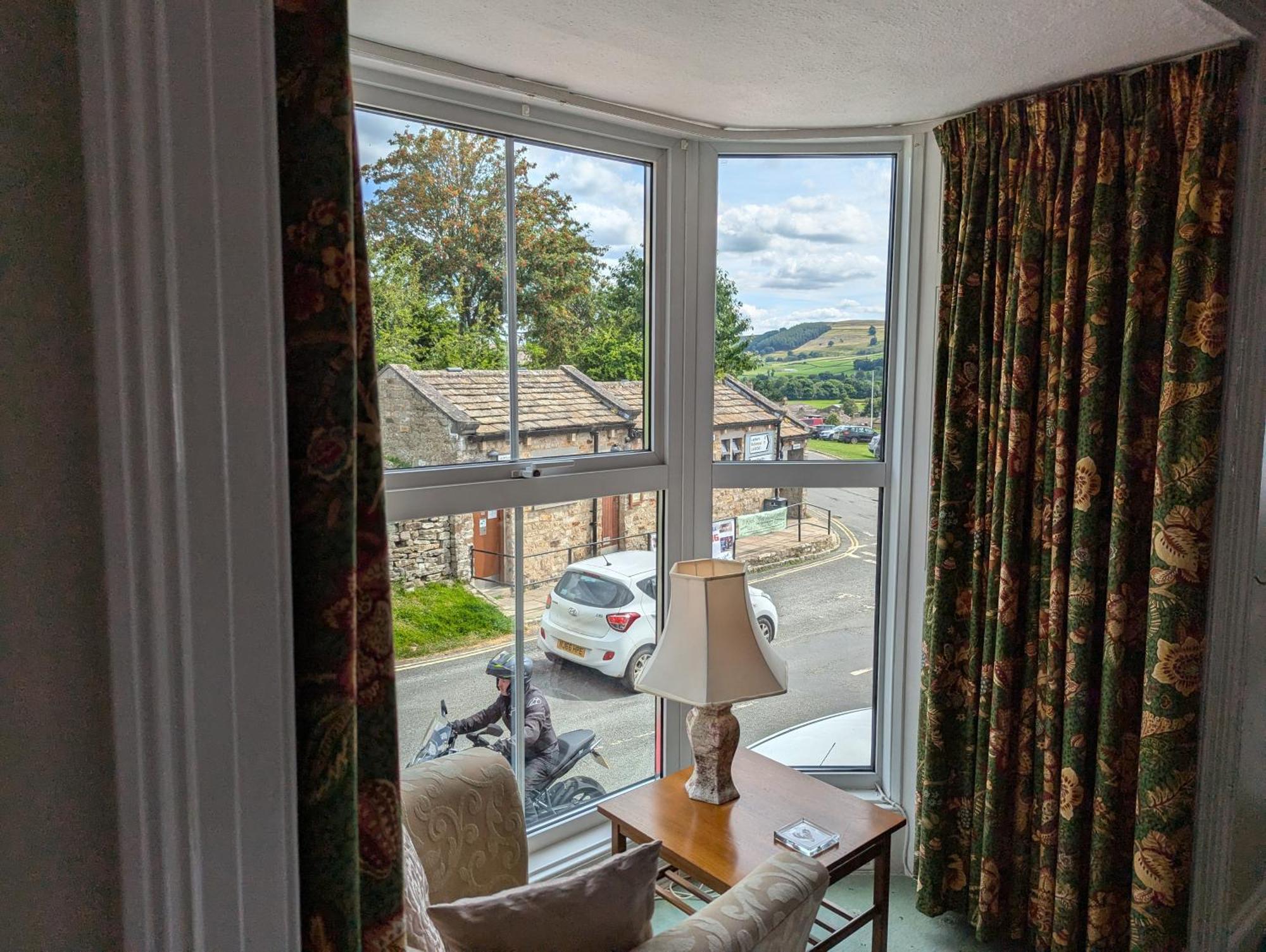The Buck Hotel Reeth Bagian luar foto